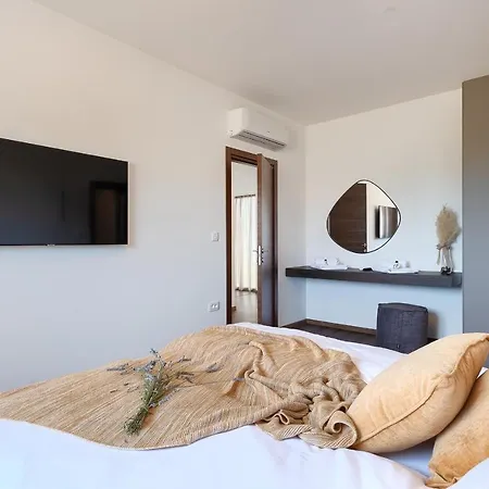 Villa Artsi *